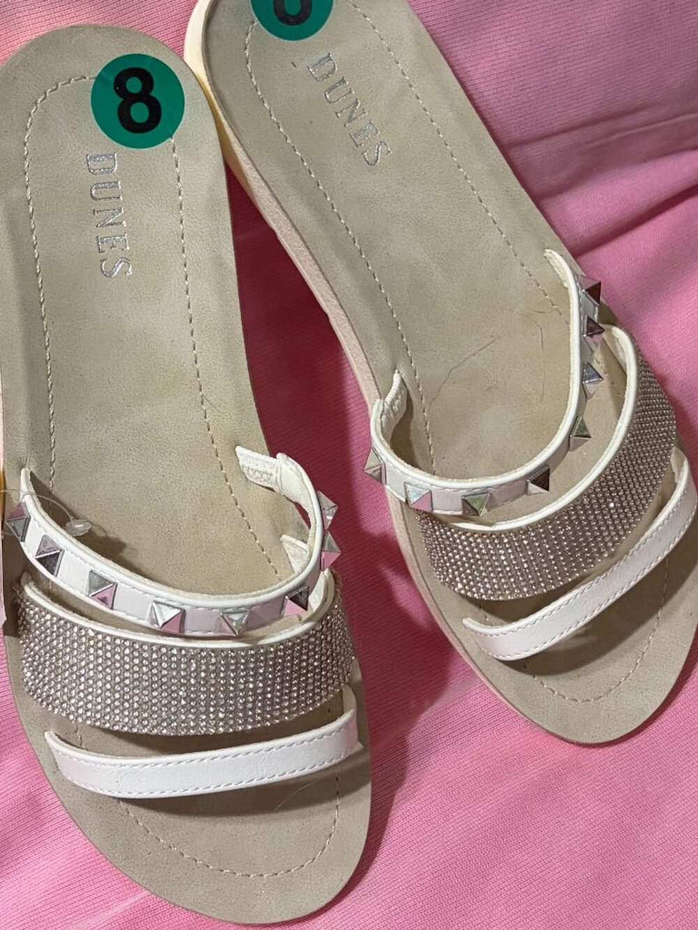Size woman's 8 Sandals